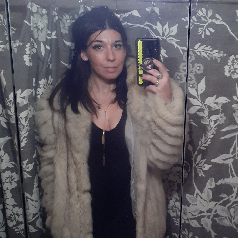 Meet your Posher, Samantha